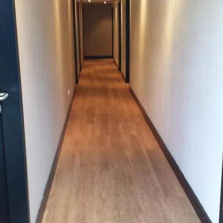 Studio Moderne 사흘라 라 카네다