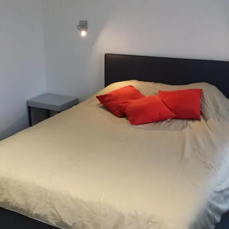 Studio Moderne * 사흘라 라 카네다